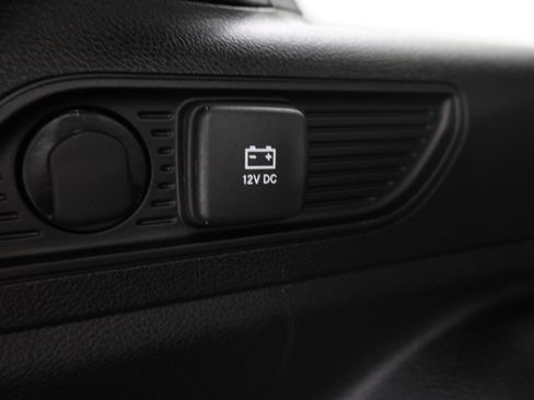 Used 2023 Jeep Grand Cherokee Altitude AWD/4WD image 29