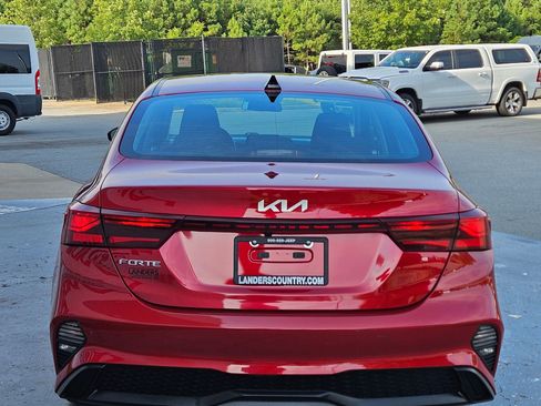Used 2024 Kia Forte LXS FWD image 6