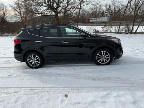 Used 2014 Hyundai Santa Fe Sport 2.0T image 4