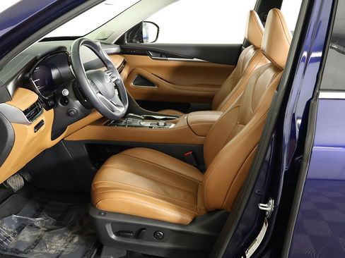 Used 2023 INFINITI QX60 Sensory w/ Cargo Package image 38