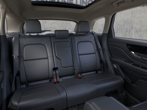 New 2026 Lincoln Corsair Reserve image 11