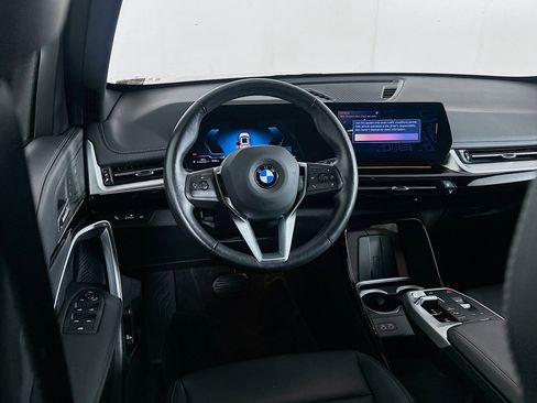 Used 2025 BMW X1 xDrive28i w/ Convenience Package AWD/4WD image 17
