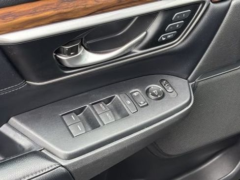 Used 2018 Honda CR-V EX-L image 18