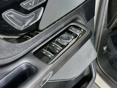Used 2023 Lincoln Aviator Reserve w/ Equipment Group 201A RWD image 17