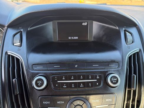 Used 2018 Ford Focus S image 13