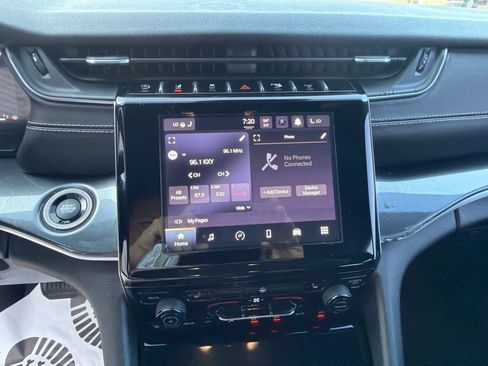 Used 2021 Jeep Grand Cherokee L Laredo AWD/4WD image 28