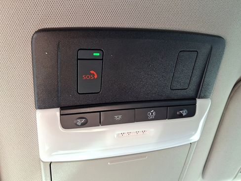 Used 2023 Nissan Pathfinder SL image 32