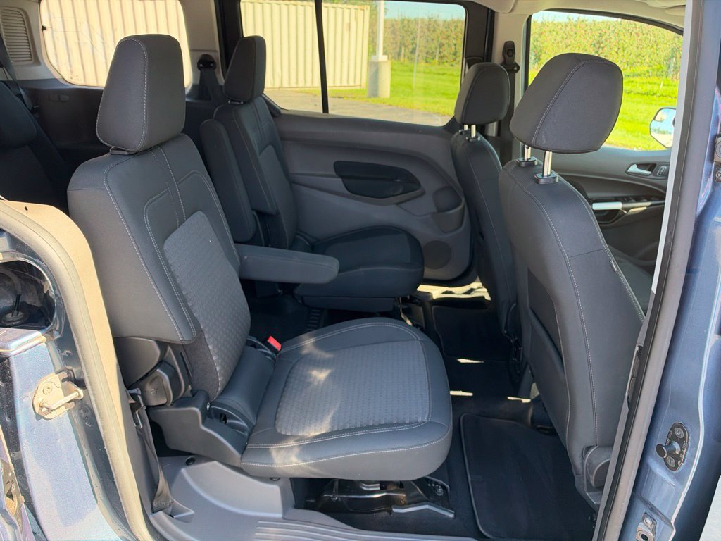 Used 2020 Ford Transit Connect XLT FWD image 13