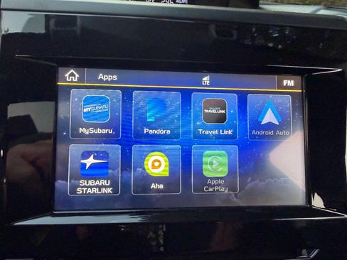 Used 2021 Subaru Crosstrek 2.0i Premium w/ Moonroof Package image 36