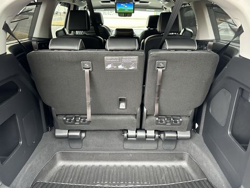 Certified 2024 Honda Odyssey Elite image 47