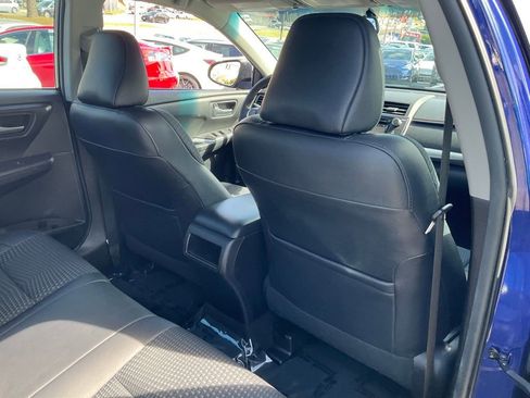 Used 2015 Toyota Camry SE image 57