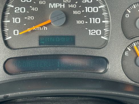 Used 2004 Chevrolet Silverado 1500 W/T image 15