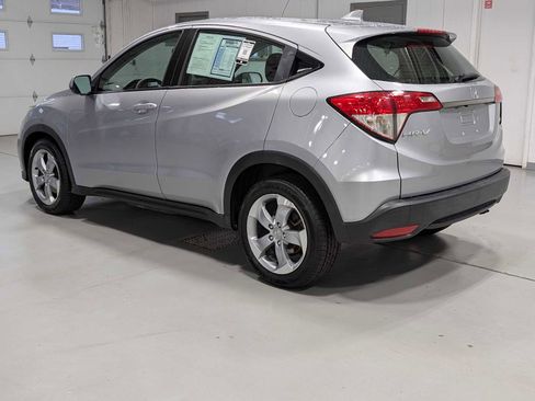 Used 2019 Honda HR-V LX image 8