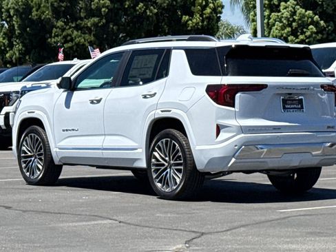 New 2026 GMC Terrain Denali w/ LPO, Floor Liner Package AWD/4WD image 7