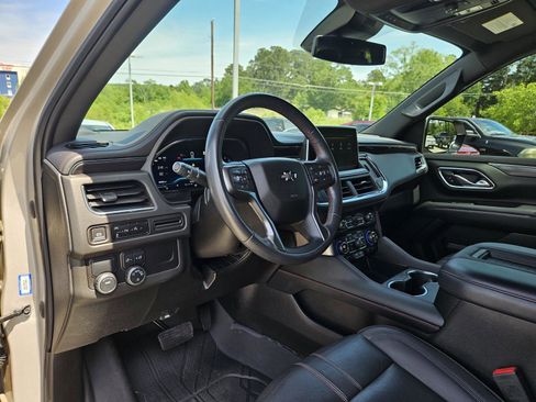 Used 2023 Chevrolet Tahoe RST RWD image 13