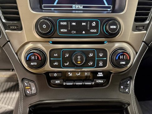 Used 2020 GMC Yukon Denali w/ Denali Ultimate Package image 24