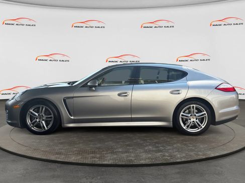 Used 2012 Porsche Panamera 4 image 7