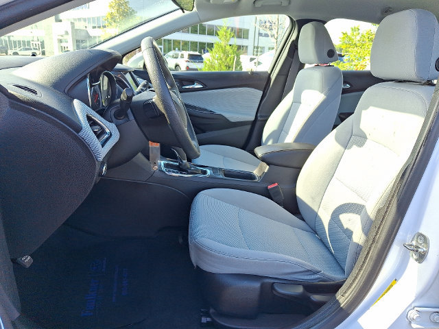 Used 2019 Chevrolet Cruze LS w/ LS Convenience Package FWD image 15