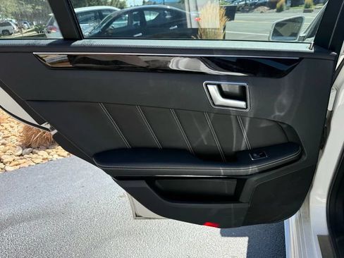 Used 2014 Mercedes-Benz E 63 AMG S-Model image 47