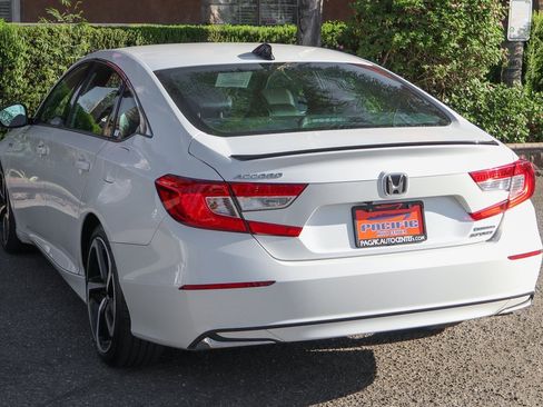 Used 2022 Honda Accord Sport image 6