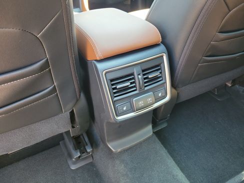 Used 2023 Subaru Forester Touring w/ Popular Package #3 AWD/4WD image 13