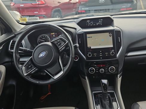 Used 2019 Subaru Forester Limited w/ Popular Package #3 AWD/4WD image 9