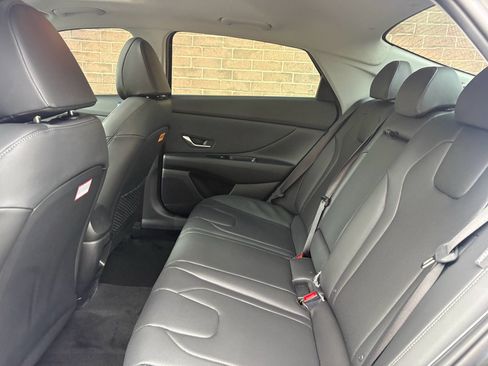 New 2026 Hyundai Elantra Limited FWD image 16