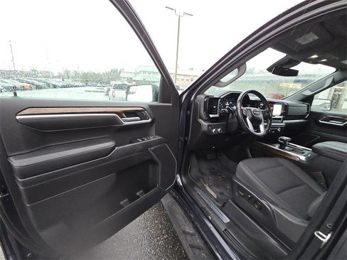 Used 2023 GMC Sierra 1500 Elevation w/ X31 Off-Road Package image 15