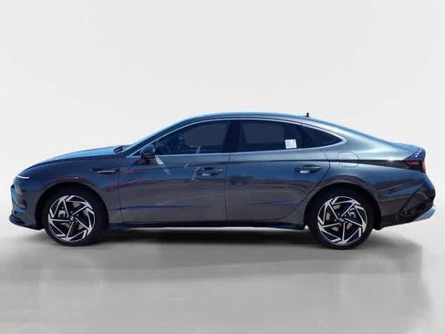 New 2026 Hyundai Sonata SEL image 2