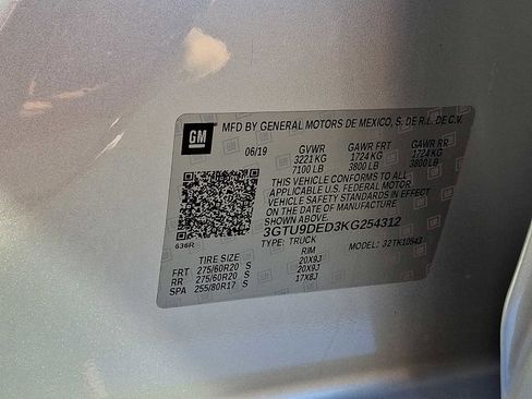 Used 2019 GMC Sierra 1500 SLT w/ SLT Premium Plus Package image 28