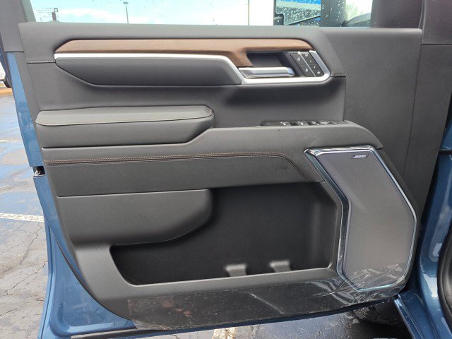 New 2026 Chevrolet Silverado 2500 High Country w/ High Country Premium Package AWD/4WD image 35