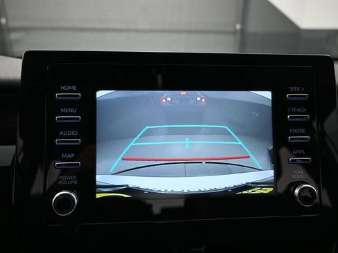 Used 2024 Toyota Camry SE FWD image 9
