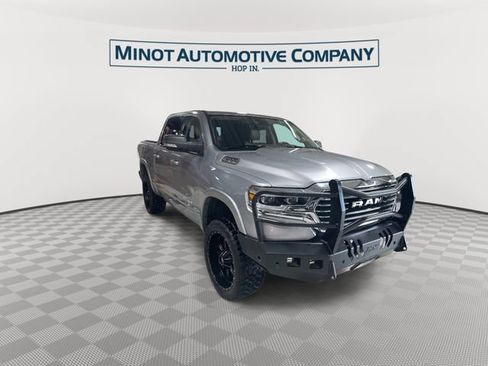 Used 2019 RAM 1500 Limited AWD/4WD image 2