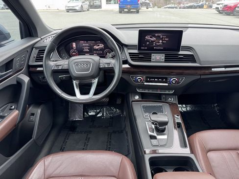 Used 2018 Audi Q5 2.0T w/ Premium Plus Package image 9