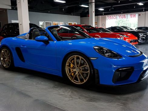 Used 2023 Porsche 718 Boxster Spyder RWD image 54