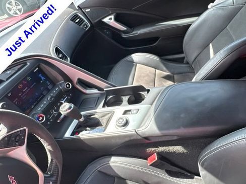 Used 2015 Chevrolet Corvette Z06 w/ 3LZ Preferred Equipment Group RWD image 10