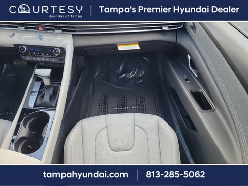 New 2026 Hyundai Elantra Limited image 15