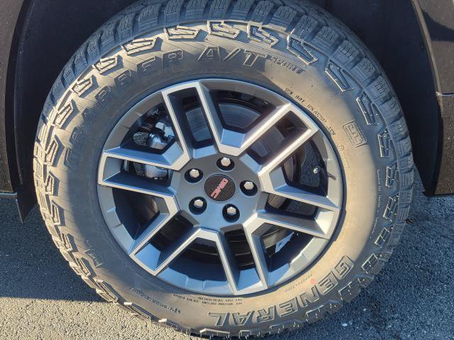New 2027 GMC Terrain AT4 w/ Convenience Package III AWD/4WD image 5