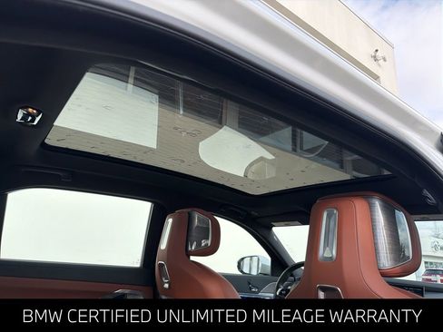 Certified 2024 BMW 760i xDrive w/ Executive Package AWD/4WD image 15