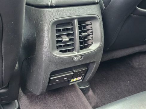 Used 2019 Jeep Cherokee Limited AWD/4WD image 27
