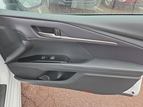 Certified 2026 Toyota Camry SE image 17