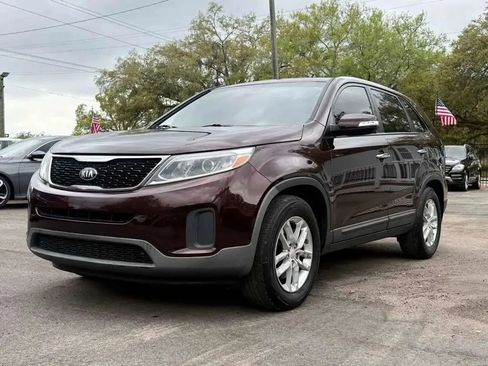Used 2015 Kia Sorento LX FWD image 1