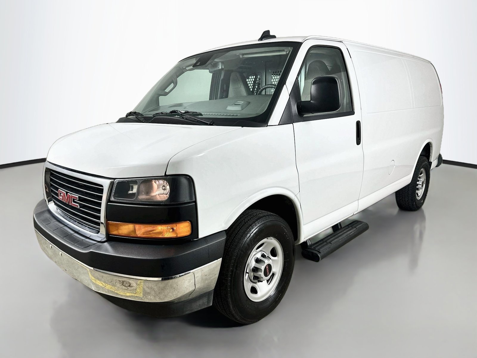 Used 2025 GMC Savana 2500 w/ Enhanced Convenience Package RWD image 1