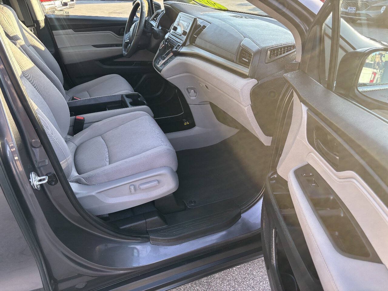 Used 2022 Honda Odyssey LX image 25
