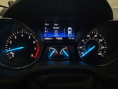 Used 2017 Ford Escape SE w/ Equipment Group 201A AWD/4WD image 23