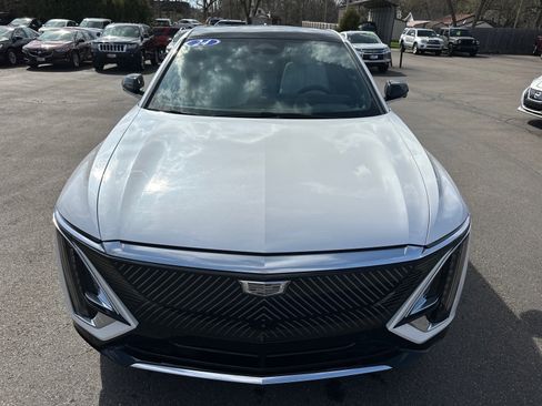 Used 2024 Cadillac Lyriq Luxury w/ LPO, Floor Liner Package image 8