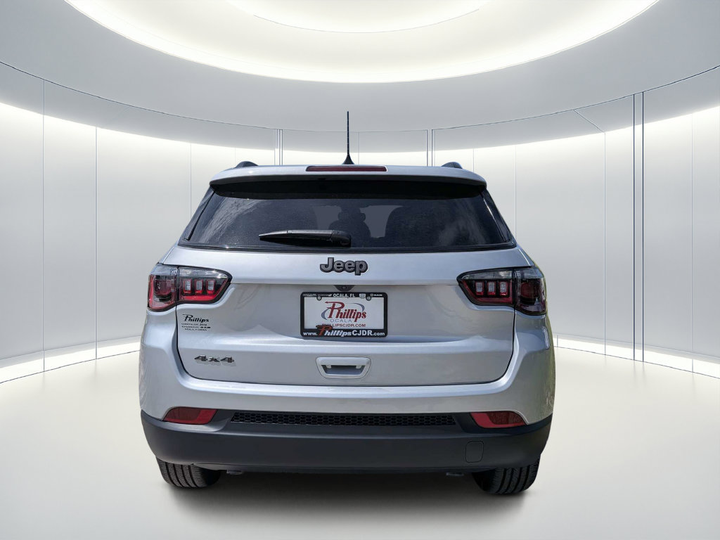New 2026 Jeep Compass Latitude AWD/4WD image 5