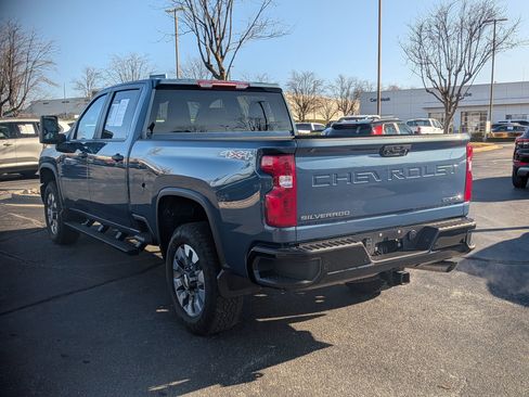 Certified 2025 Chevrolet Silverado 2500 Custom w/ Custom Value Package image 7