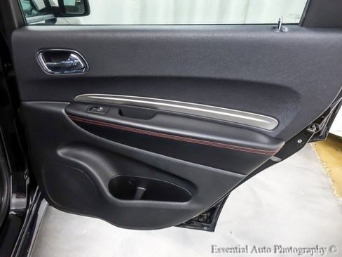 Used 2017 Dodge Durango R/T w/ Blacktop Package image 35
