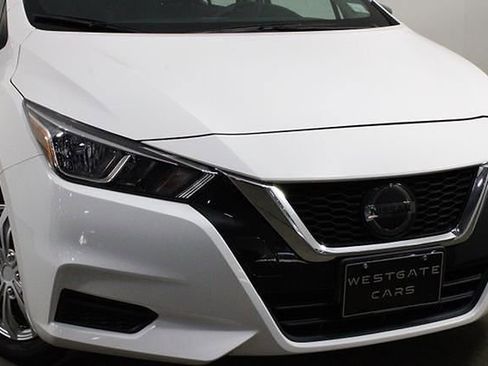 Used 2021 Nissan Versa S image 36